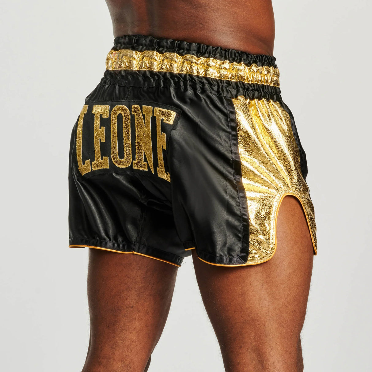 Leone 1947 Thai Khao Lak AB876 Black hlačke za tajski boks