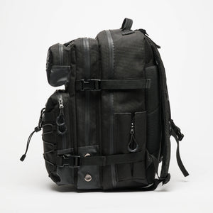 Leone 1947 AC953 Tactical Black Lion nahrbtnik