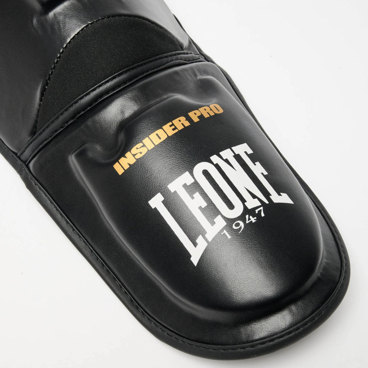 Leone 1947 PT163 Cage Red Shinguards