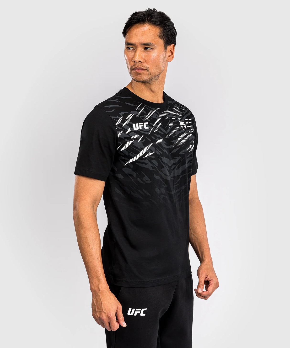 UFC Fusion by Venum Replica Black majica kratki rukav