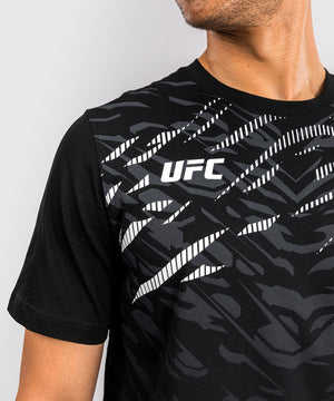 UFC Fusion by Venum Replica Black majica kratki rukav