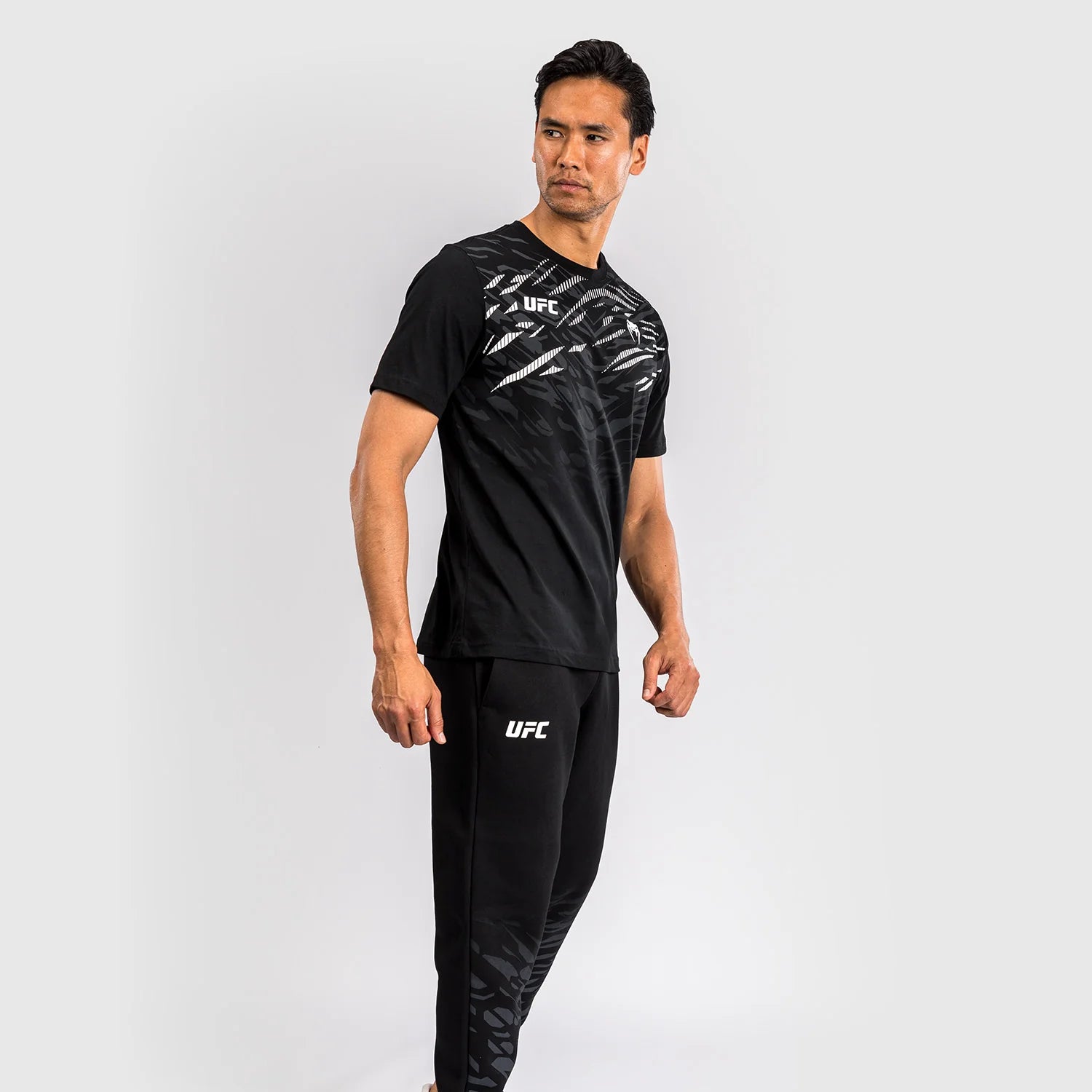 UFC Fusion by Venum Replica Black majica kratki rukav