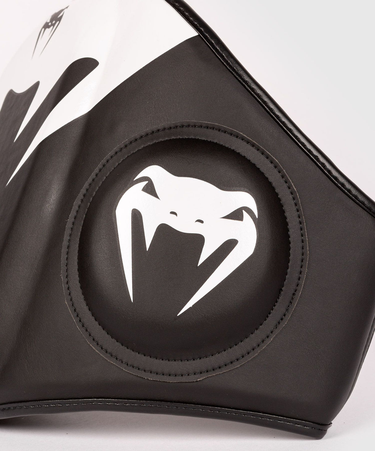 Venum Elite Black trenerski pas fokuser