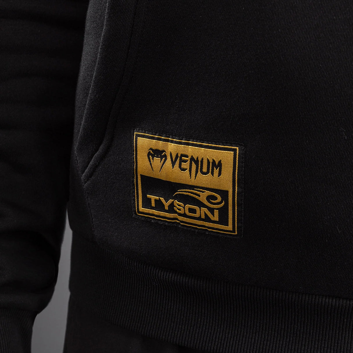 Venum x Mike Tyson Tiger Black/Gold Kapucar