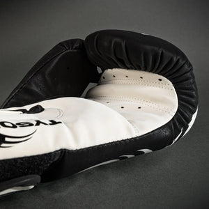 Venum x Mike Tyson Replica Deep Black/Optical White Rokavice Za Boks