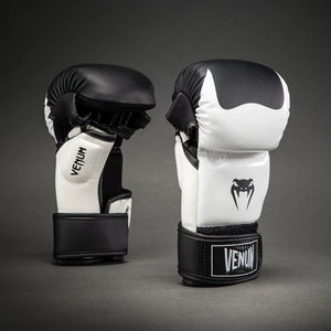 Venum Attack 2.0 Black/White sparing rukavice