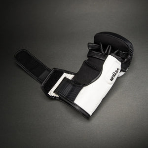 Venum Attack 2.0 Black/White sparing rukavice