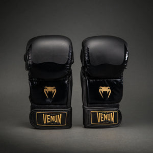 Venum Attack 2.0 Black/Gold Leather sparing rukavice