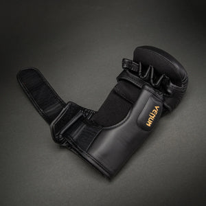 Venum Attack 2.0 Black/Gold Leather sparing rukavice