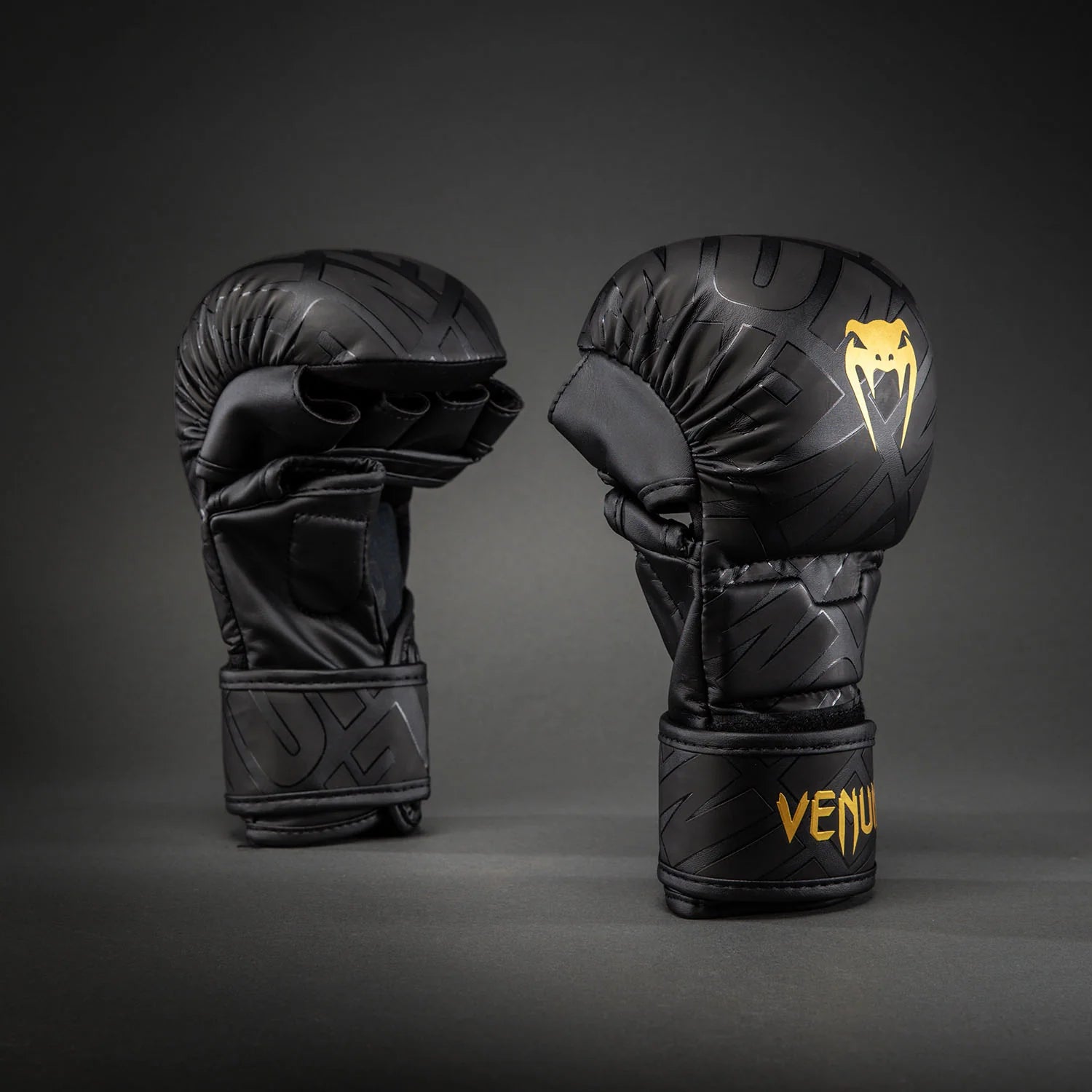 Venum Contender 1.5 XT 3D Sparring Gloves – Black/Gold
