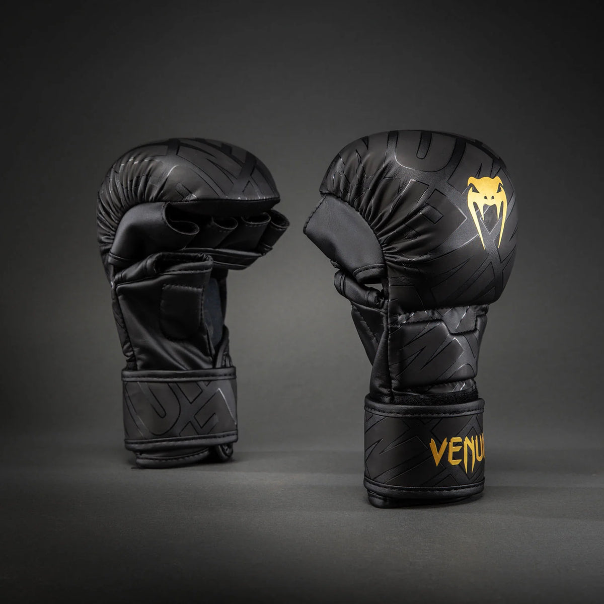 Venum Contender 1.5 XT 3D Sparring Gloves – Black/Gold