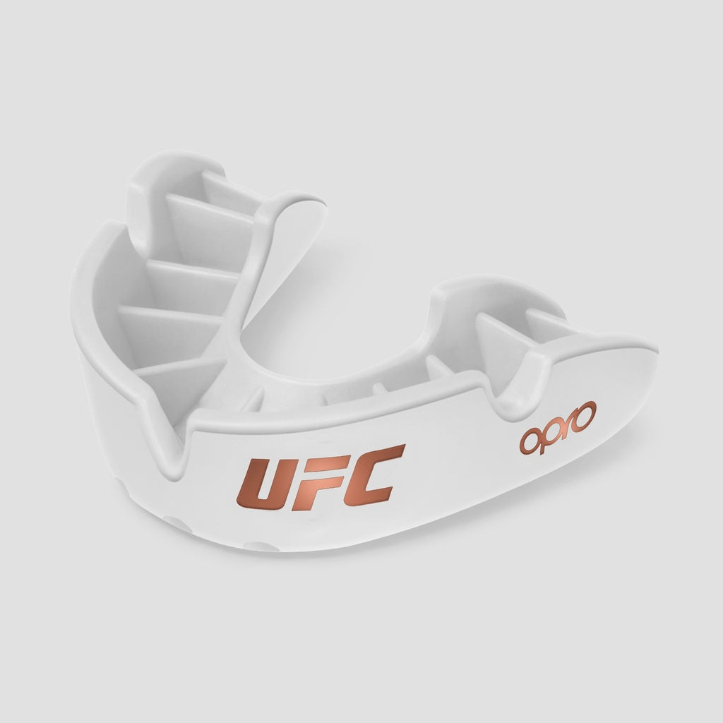 otroški OPRO UFC Bronze Level White ščitnik za zobe