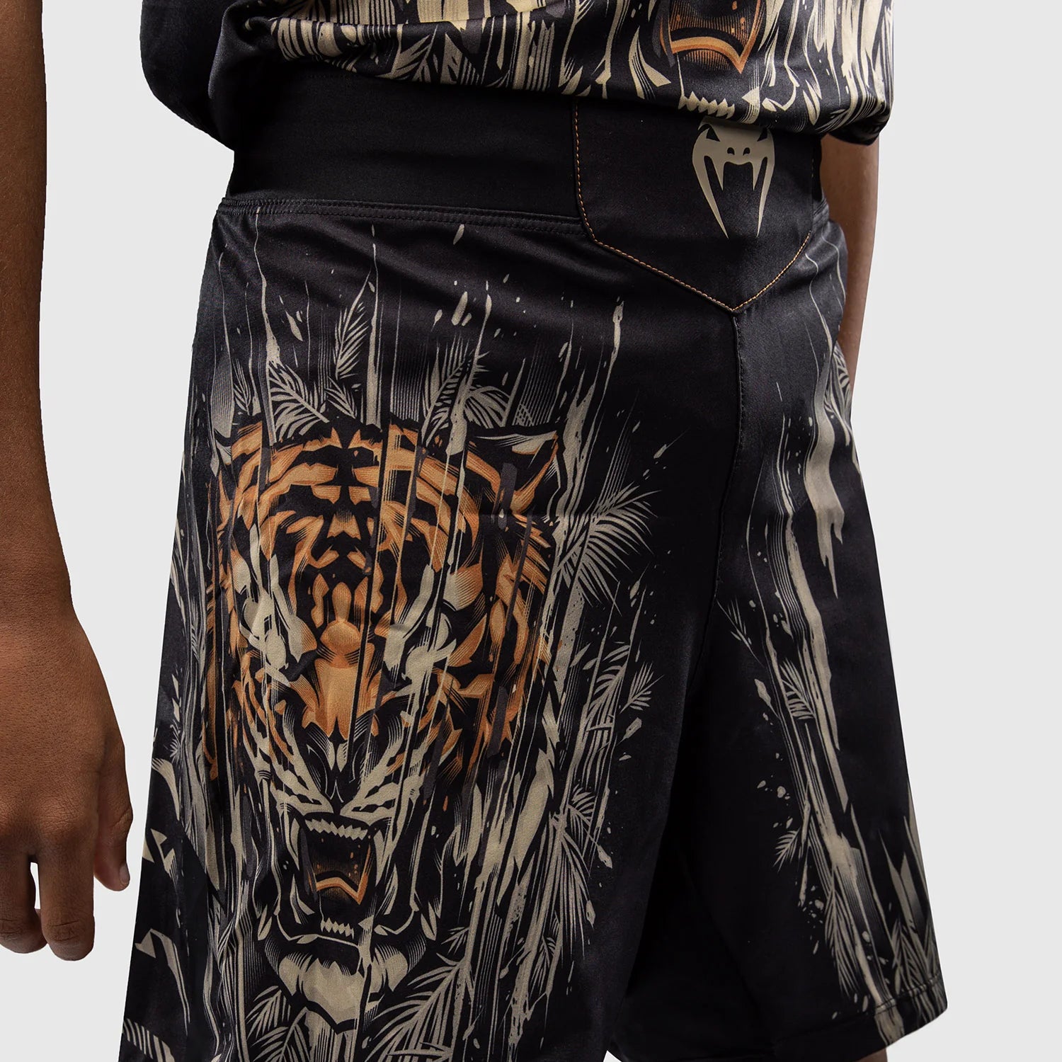 Otroške Venum Tiger Black/Neon Orange Hlačke Za MMA