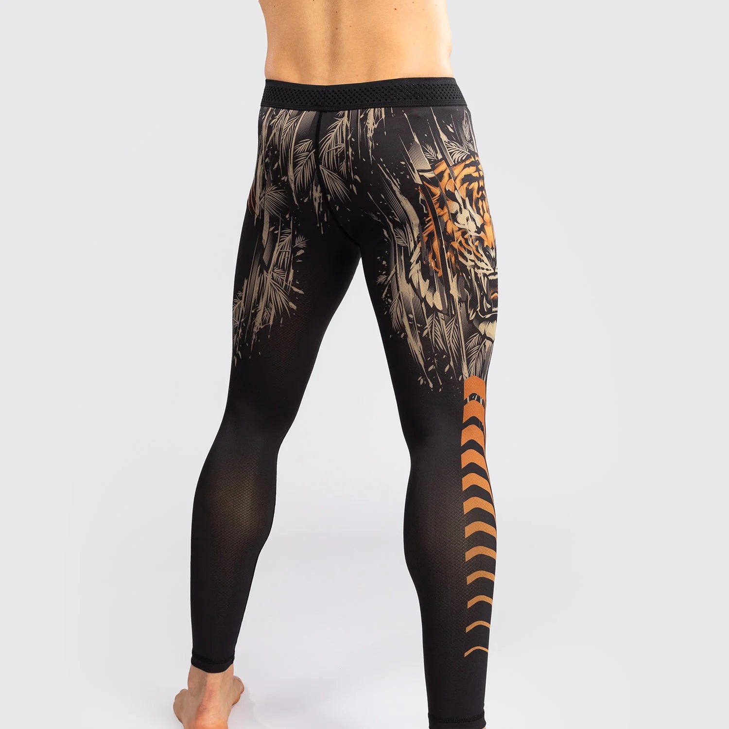 Venum Tiger Black/Neon Orange Pajkice