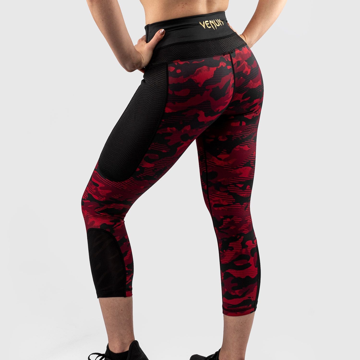 Venum Defender Black/Red ženske pajkice