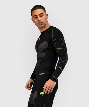 Venum Training Camp 4.0 Black/Neo Green Rashguard Dolgi Rokavi