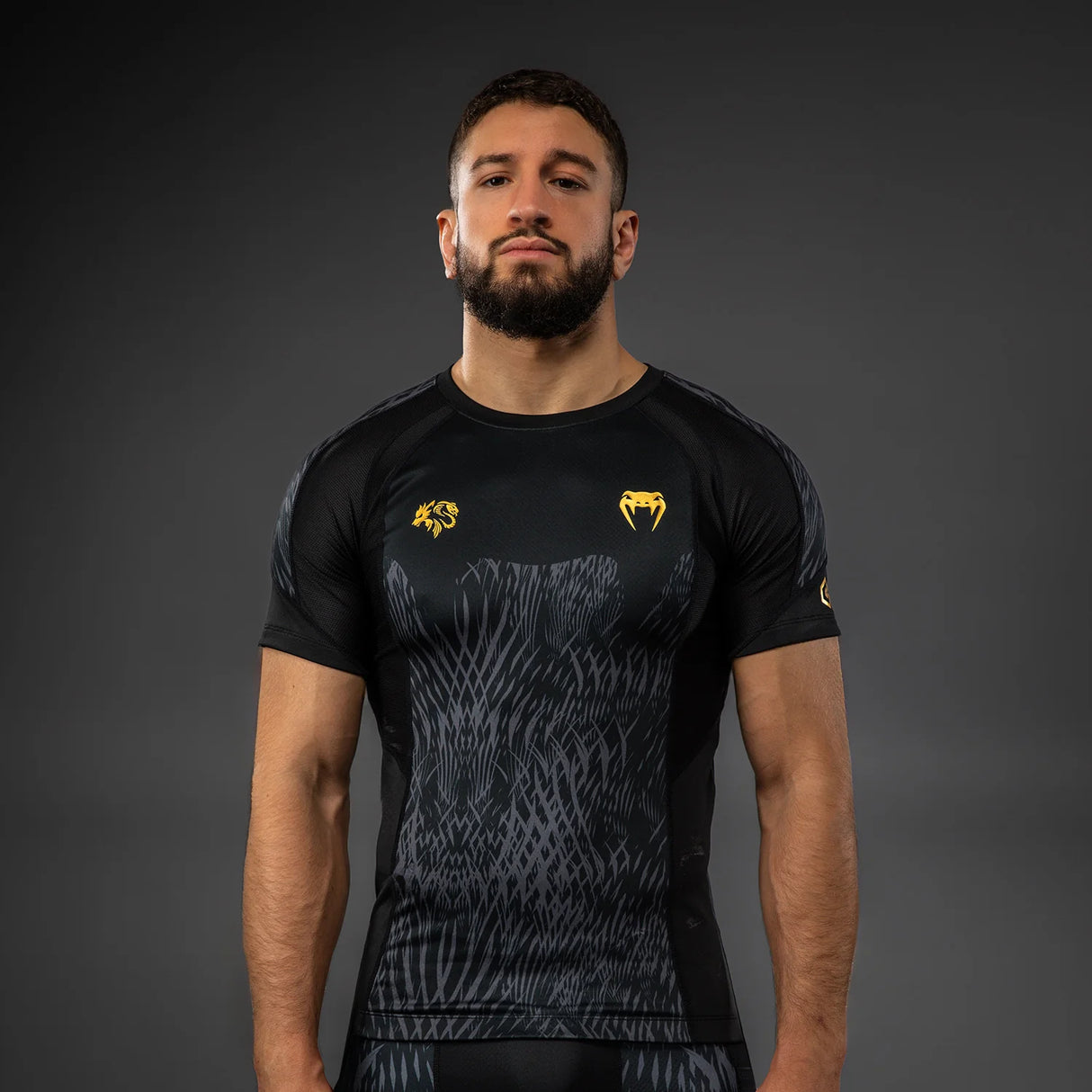 Venum x Chimaev Black/Grey Rashguard kratek rokav