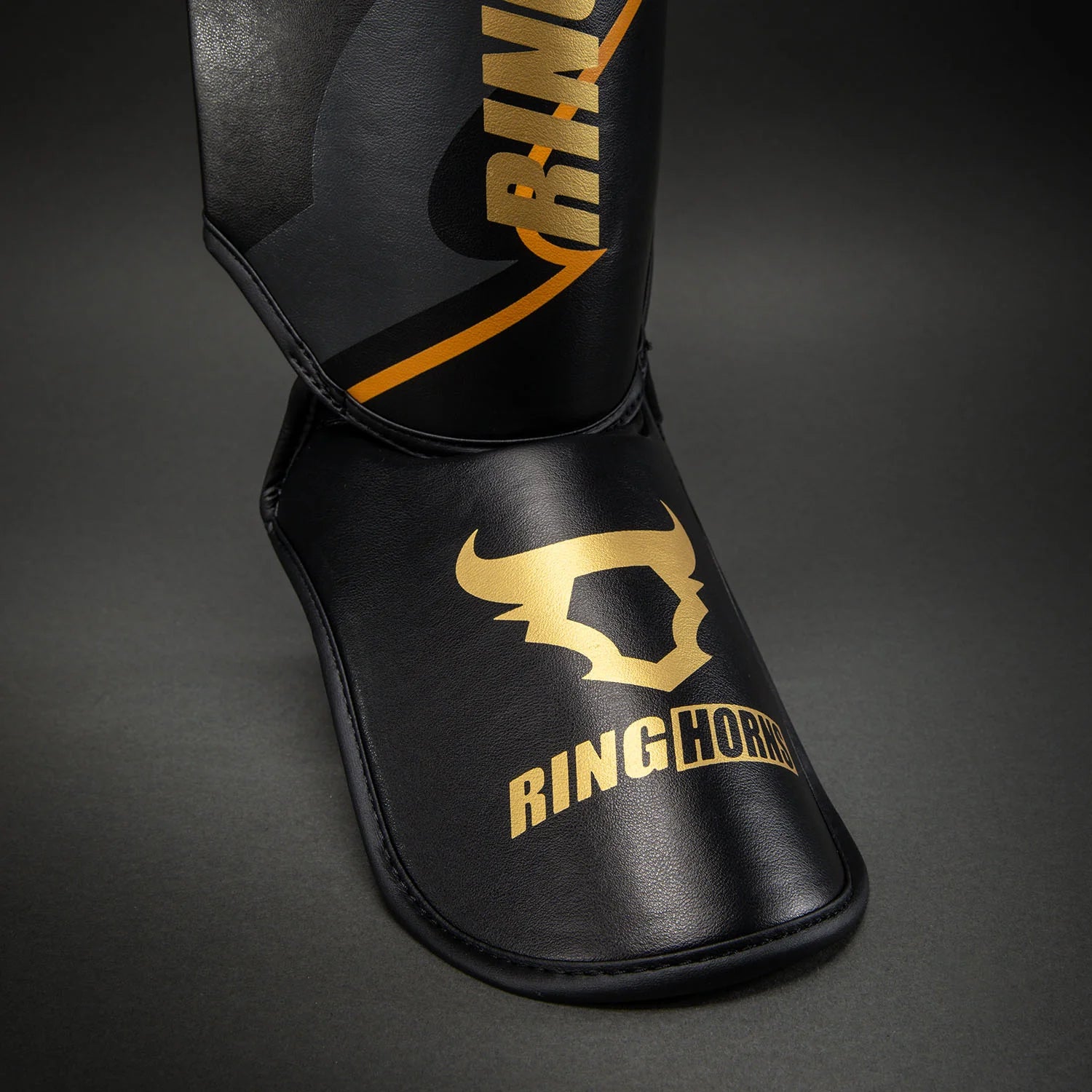 Ringhorns Charger Black/Gold ščitniki za golen in nart