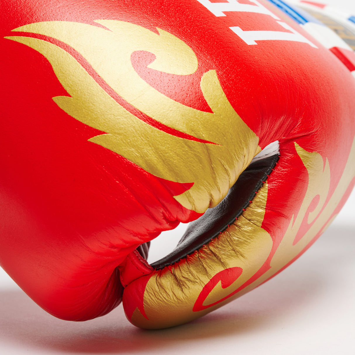 Leone 1947 GN114 Muay Thai Red rokavice