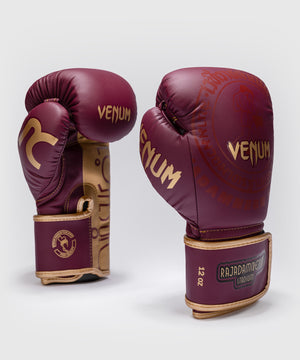 Venum x Rajadamnern Burgundy Boxing rokavice