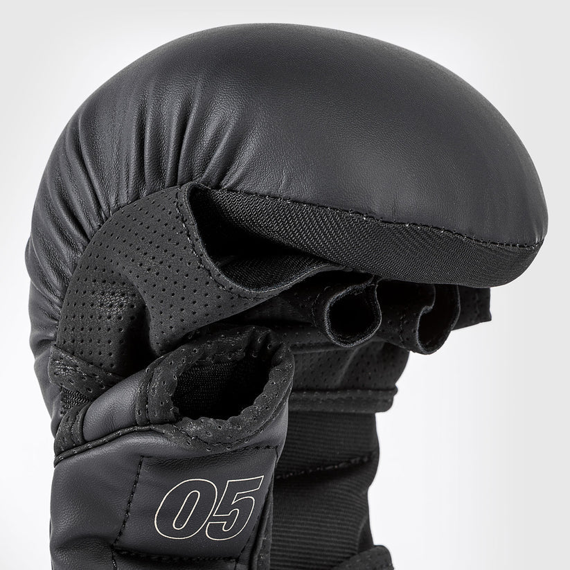 Venum Impact Evo Black rokavice MMA za sparing