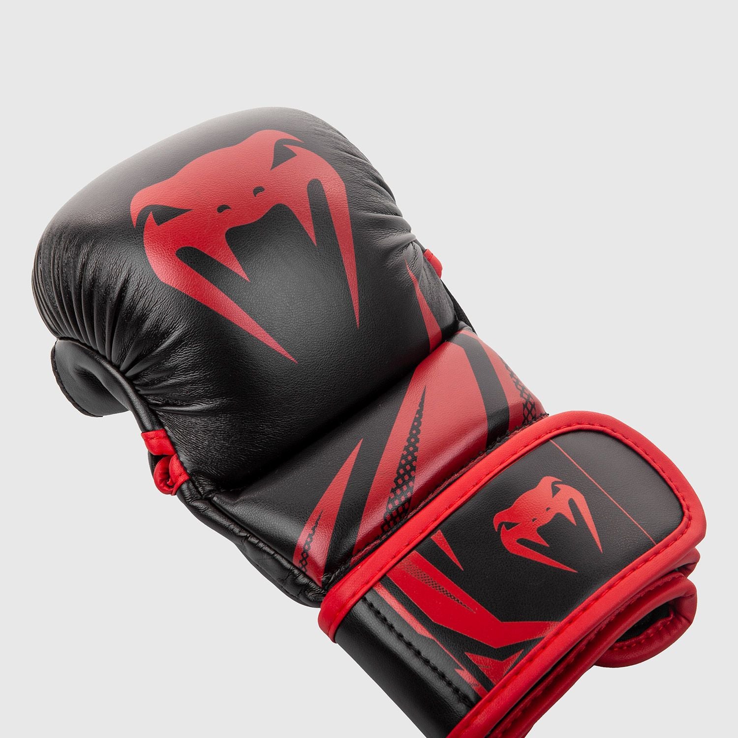 Venum Challenger 3.0 Black/Red rokavice MMA za sparing