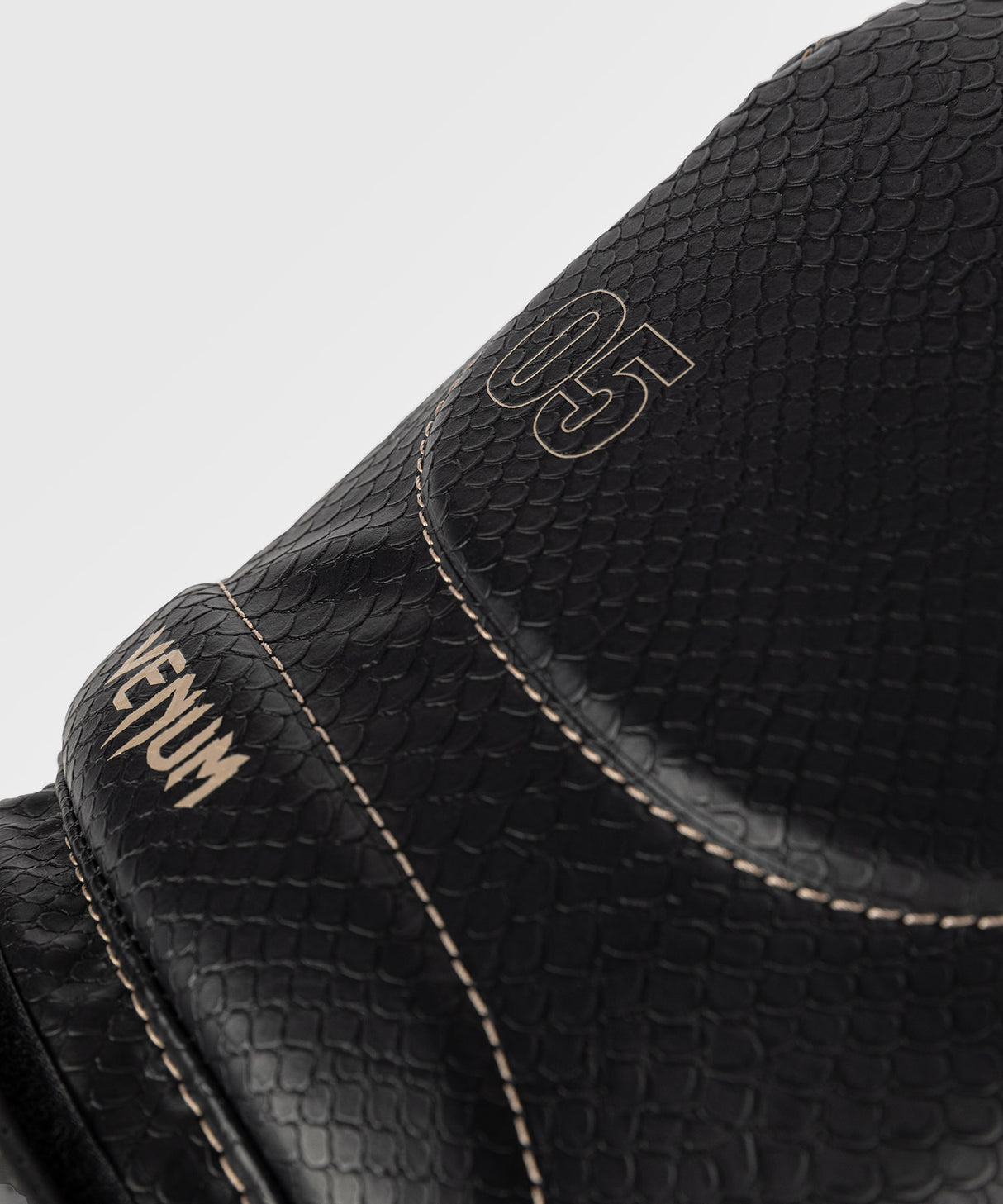 Venum Impact Evo Scales Black rokavice