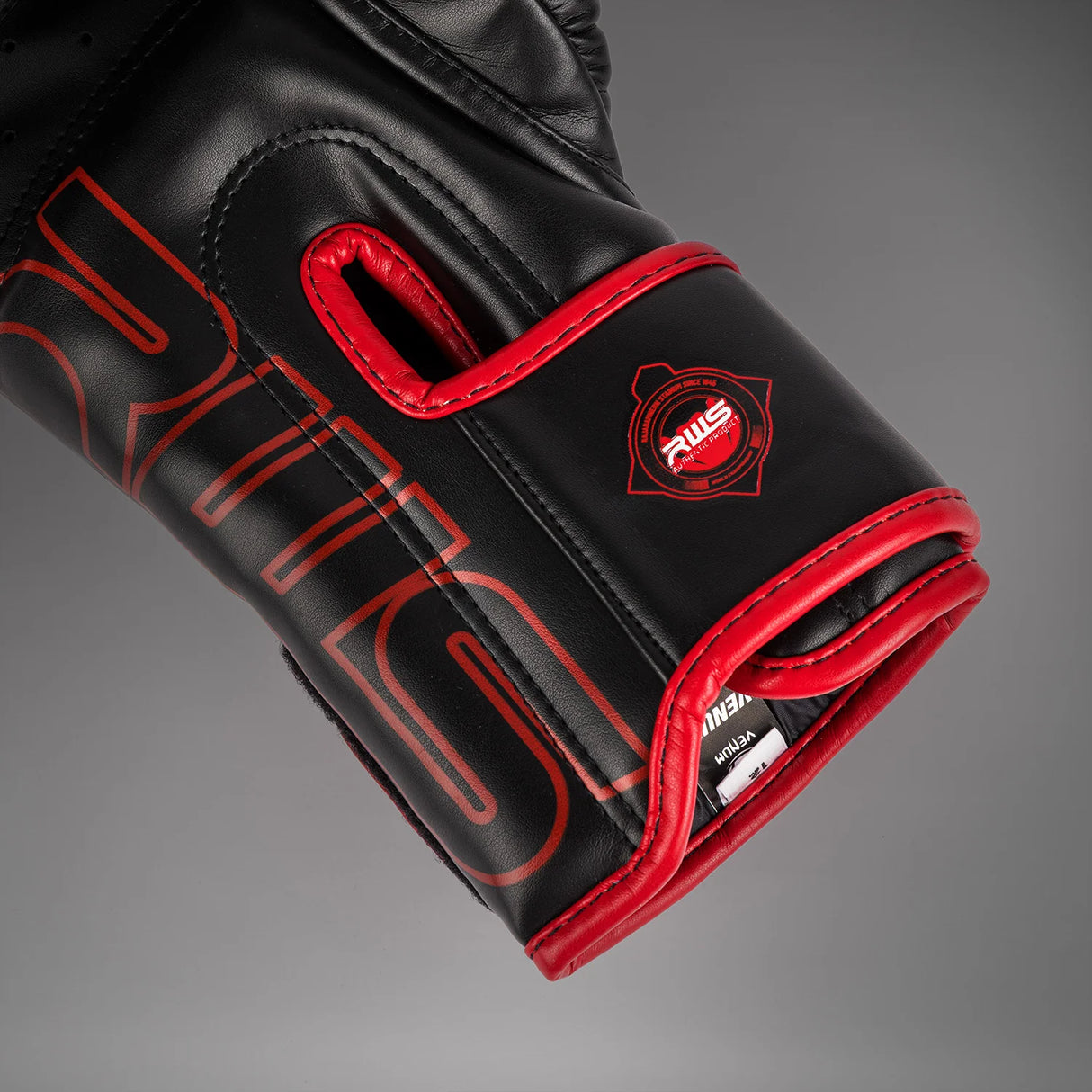 Venum x RWS 2.0 Black/Red Rokavice