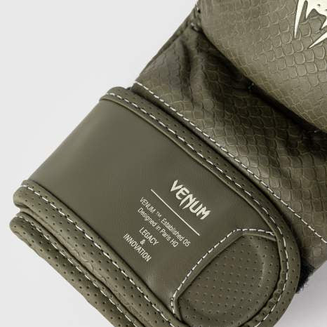 Venum Impact Evo Scales Army Green MMA rokavice za sparing