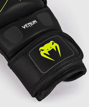 Venum Training Camp 4.0 Black/Neo Green Rokavice MMA Za Sparing