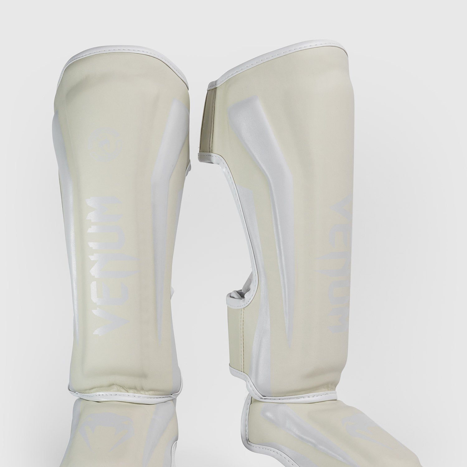 Venum Elite White/White Ščitniki za golen in nart