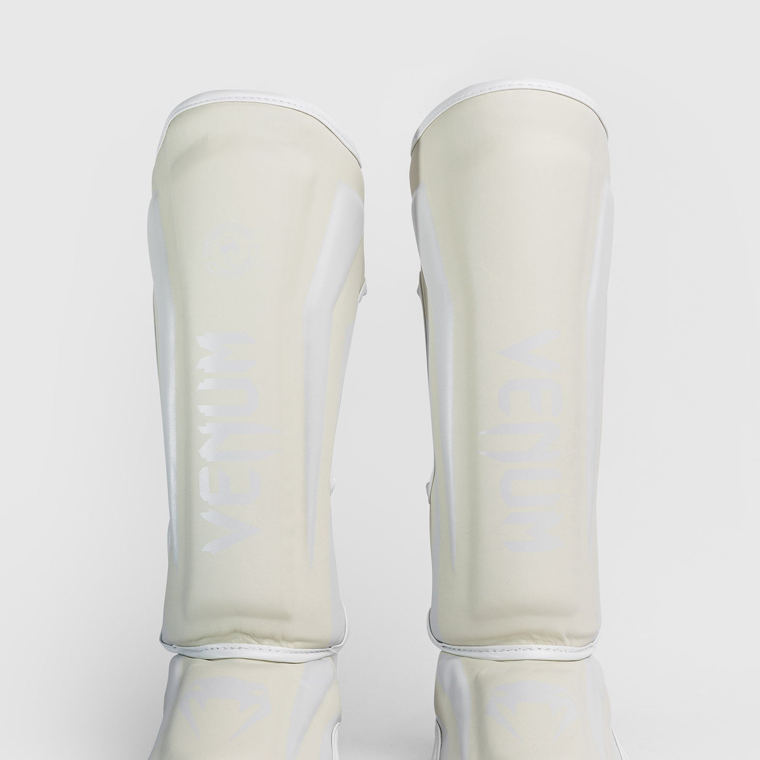 Venum Elite White/White Ščitniki za golen in nart