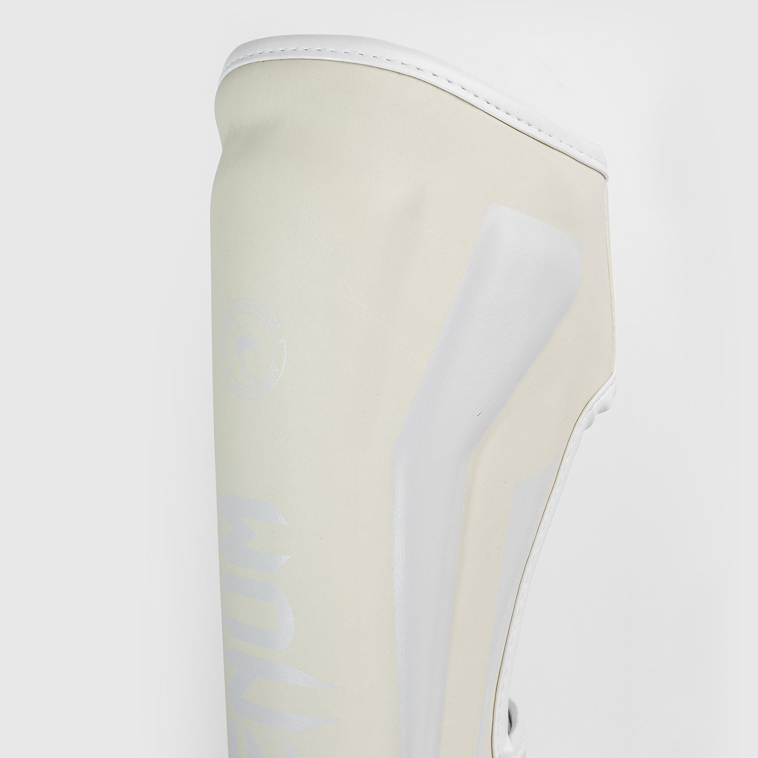 Venum Elite White/White Ščitniki za golen in nart