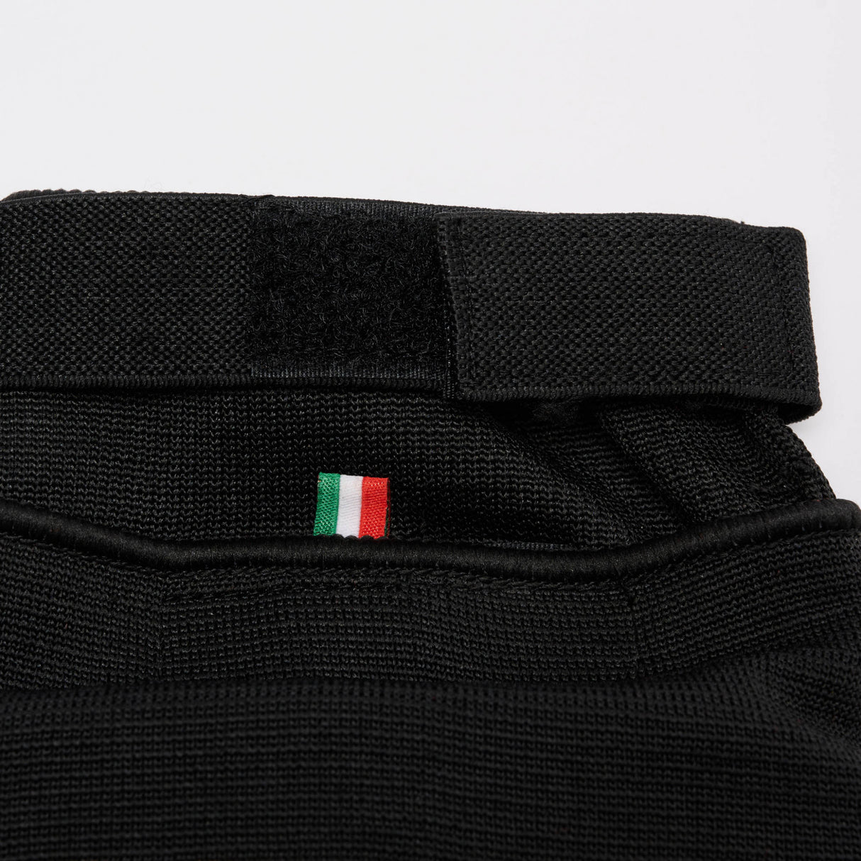 Leone 1947 PT134 DNA Black ščitniki za golen in nart