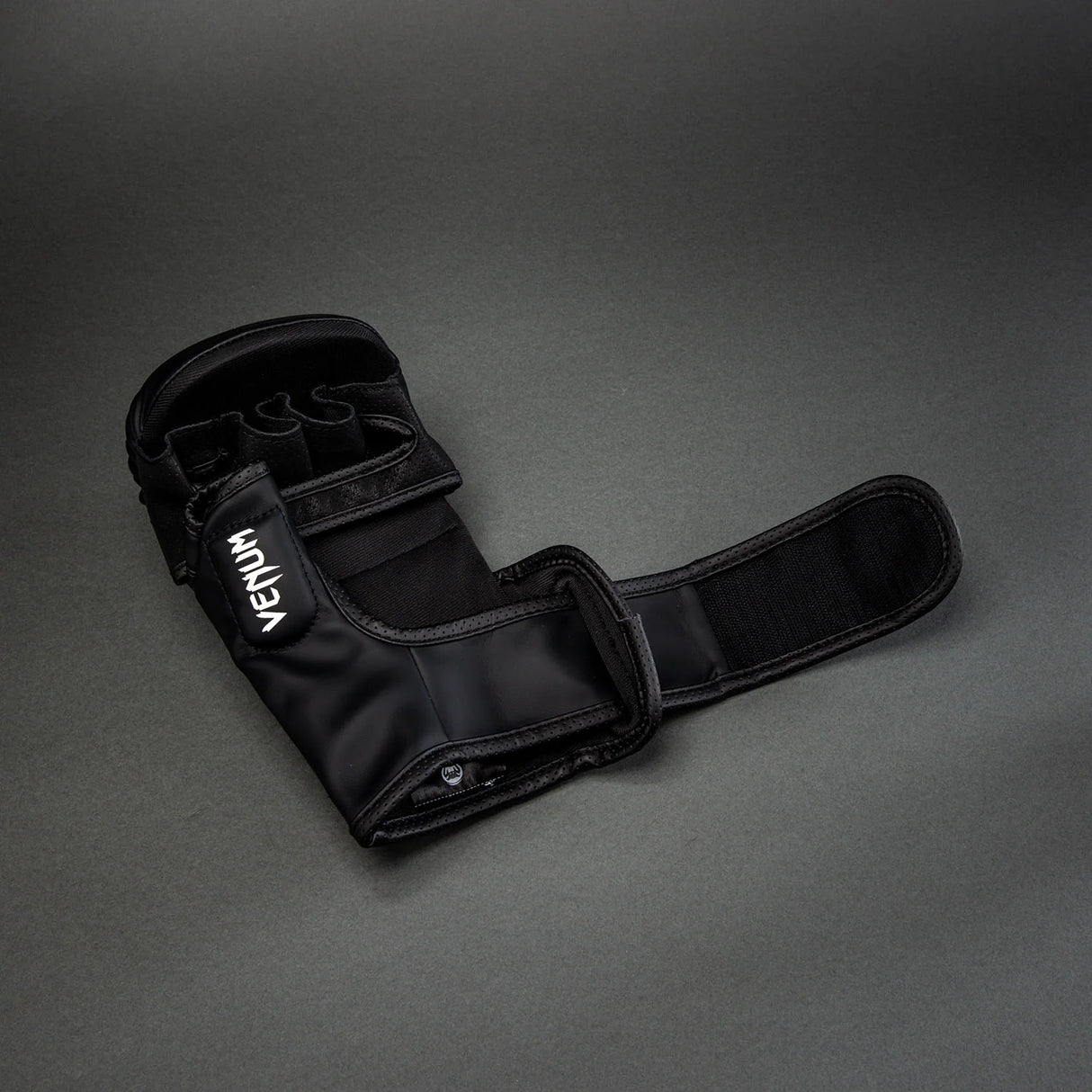 Venum x TEKKEN 8 - King - Black/Yellow MMA sparing rokavice