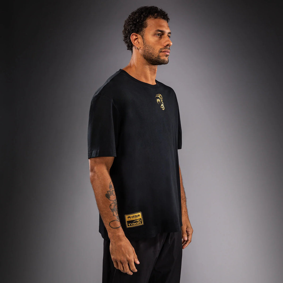 Venum x Mike Tyson Tiger Black/Gold Majica