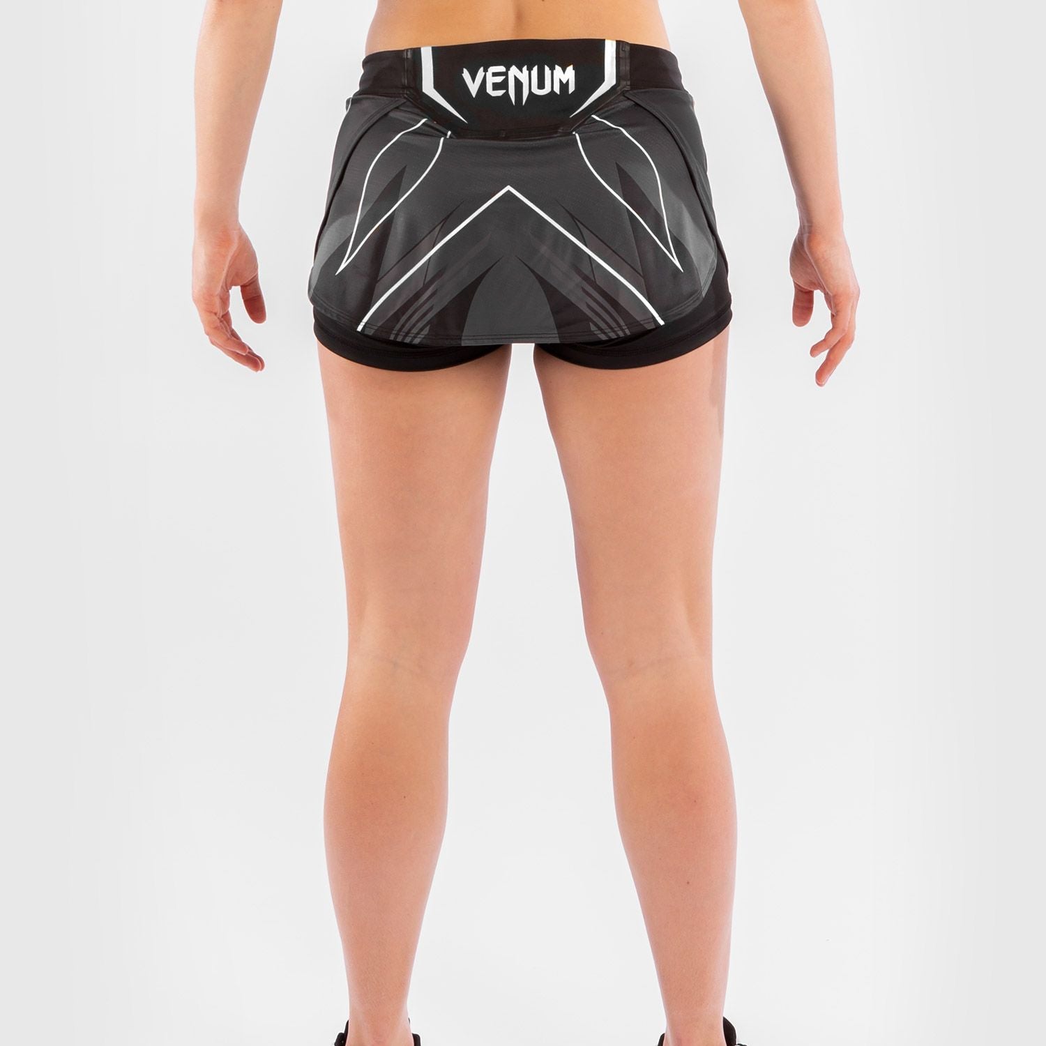 UFC Venum Authentic Fight Night Black Žensko Krilo