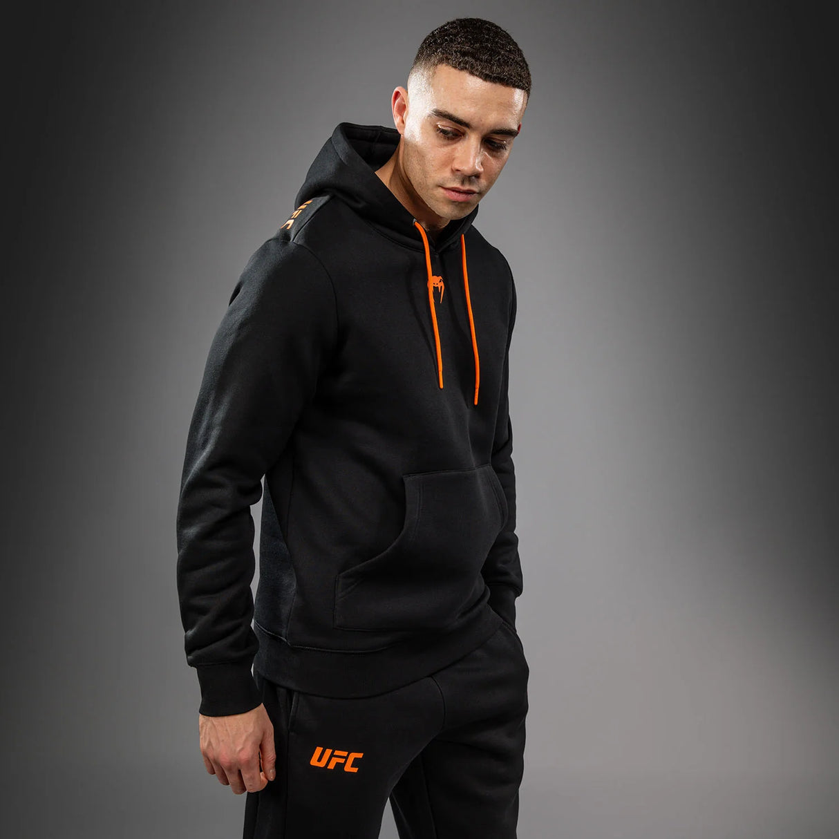 UFC Zenith by Venum Authentic Fight Week Black kapucar