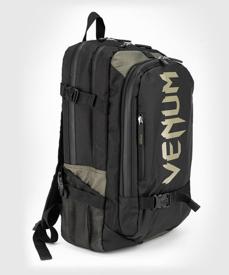 Venum Challenger Pro Evo Khaki/Black nahrbtnik