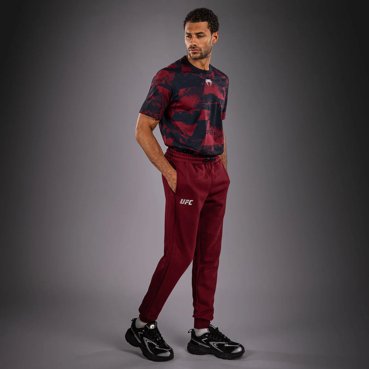 UFC Zenith by Venum Authentic Fight Week Burgundy hlače