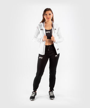 UFC Venum Authentic Fight Night Black ženski modrček