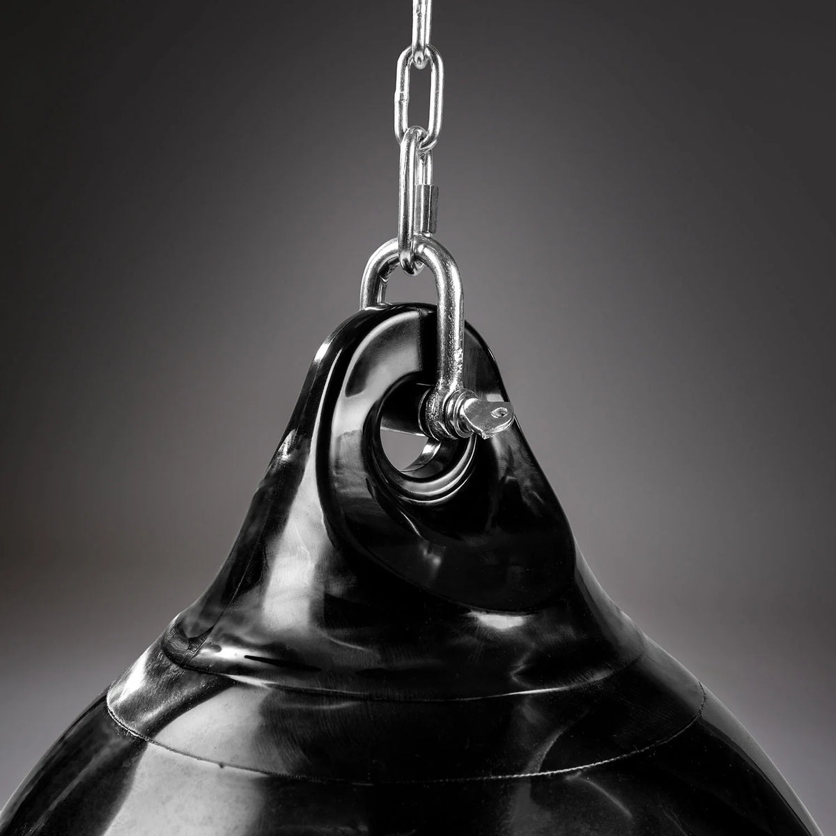Venum Waterimpact 340 Black vodna vreča