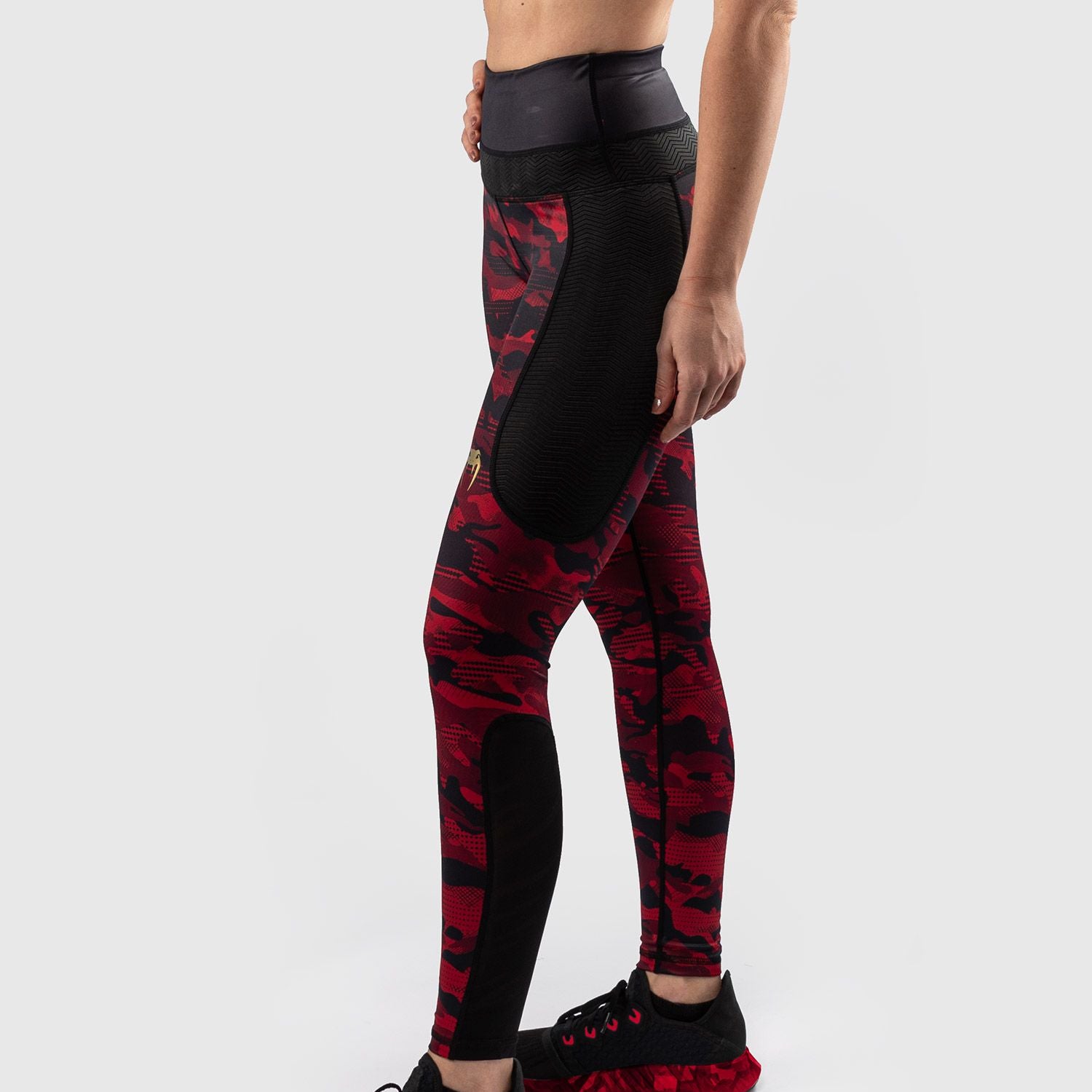 Venum Defender Black/Red ženske pajkice