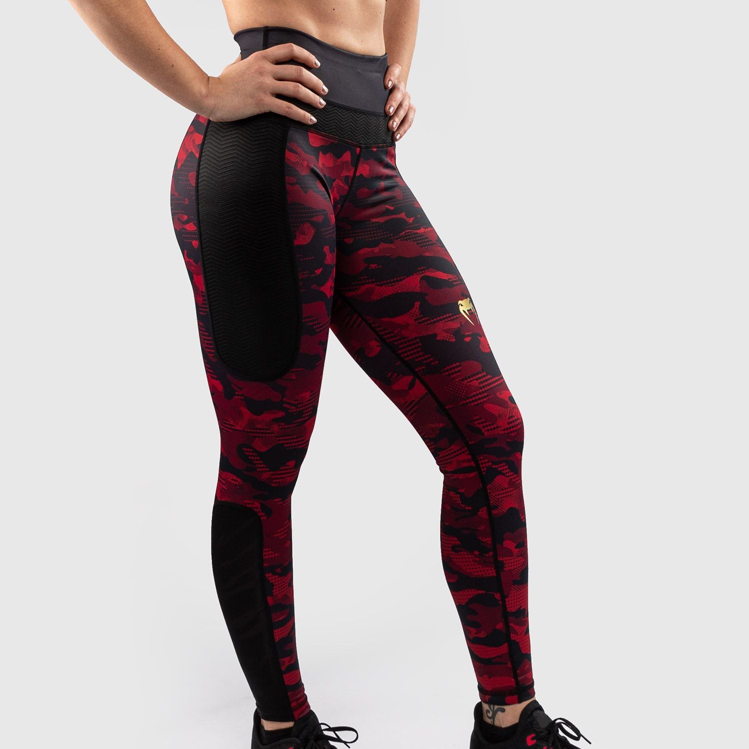 Venum Defender Black/Red ženske pajkice