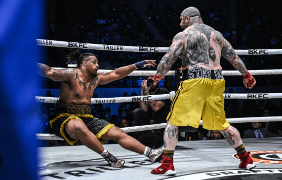 BKFC 3 Knucklemania: Večer knock-outov in prekinitev