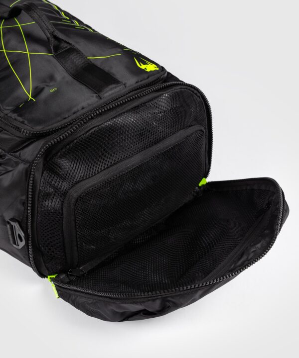Venum Training Camp 4.0 Black/Neo Green Torba