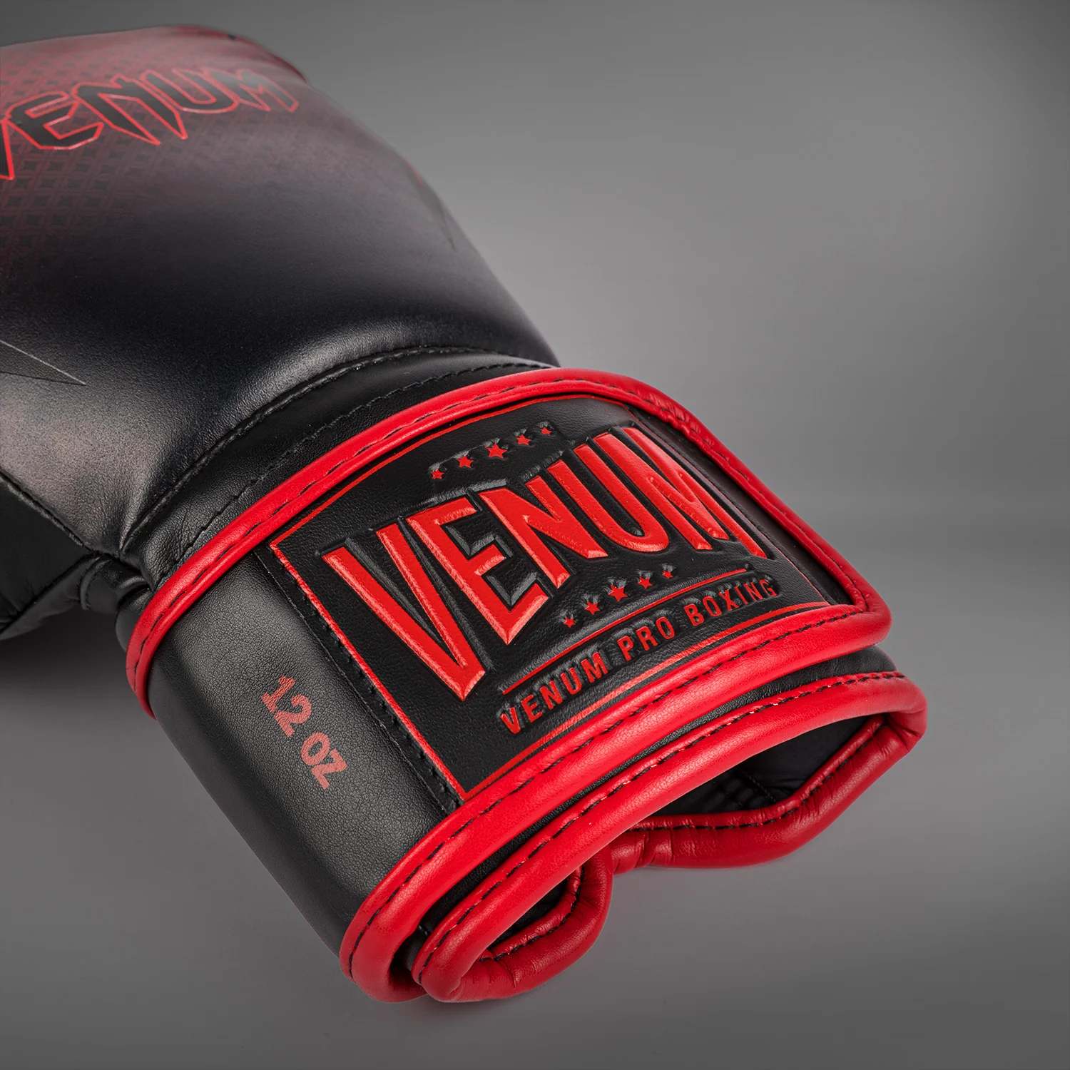 Venum x RWS 2.0 Black/Red Rokavice